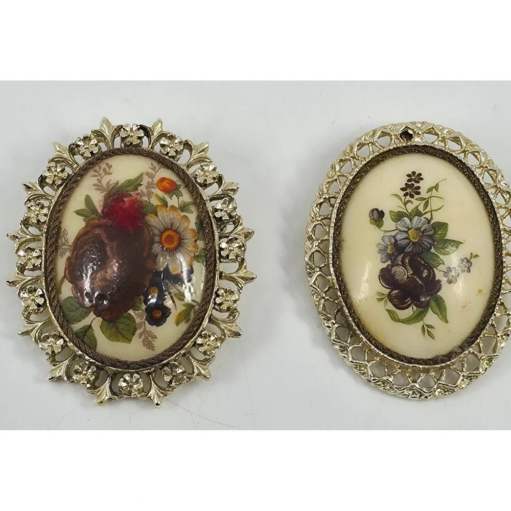 Vintage 1975 Sandra Camarota Hand Painted Eggshell Floral Brooch Pendant Set 2pc